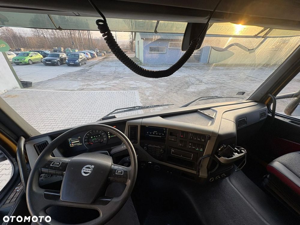 Volvo FM - 25