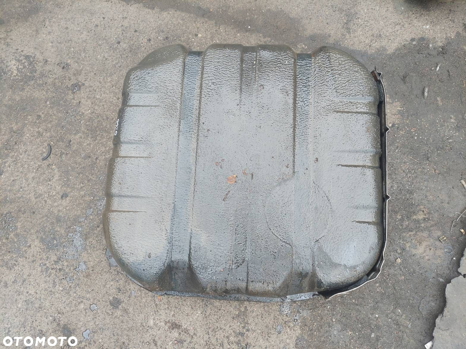 BAK ZBIORNIK PALIWA + POMPKA METALOWY KIA CEED I 2.0 CRDI 31110-1H900 - 2