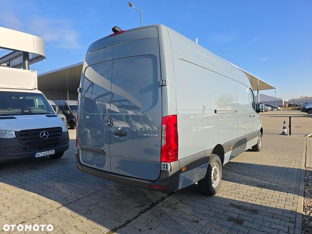 Mercedes-Benz Sprinter 317 CDI Long BASE 9G-Tronic - 4