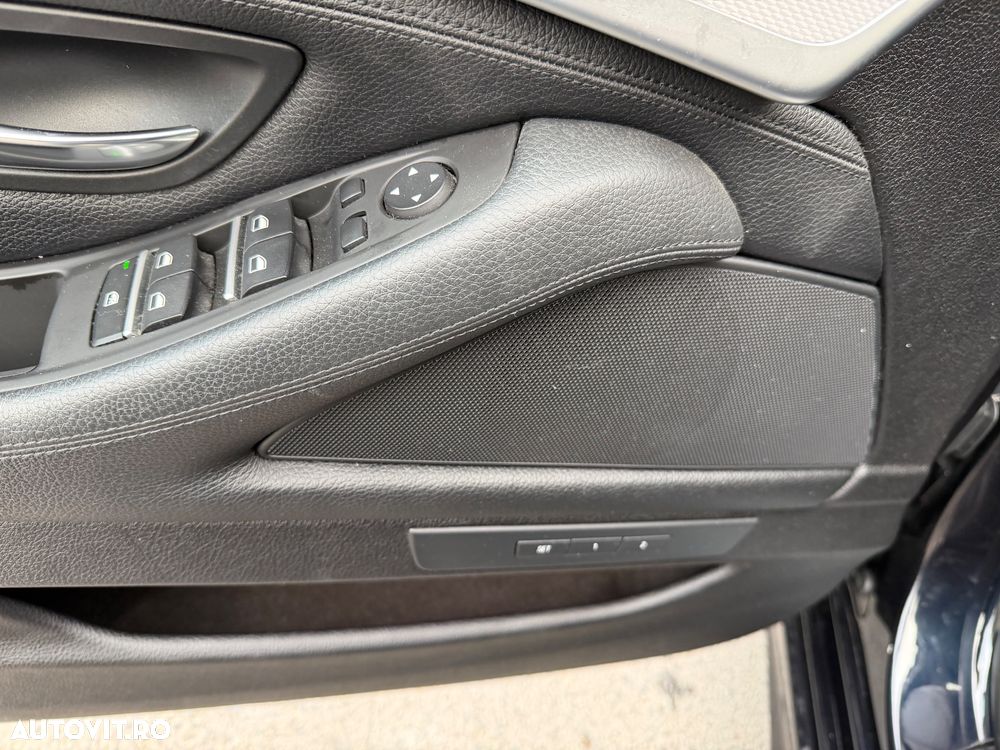 BMW Seria 5 518d Aut. - 17