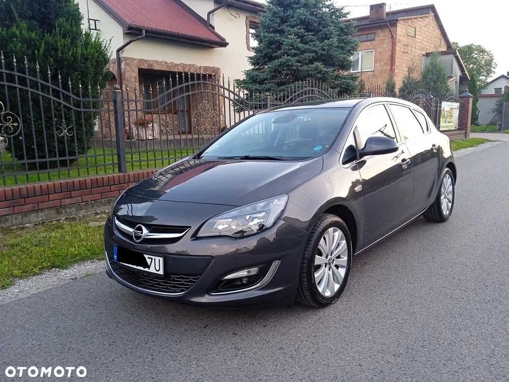 Opel Astra 1.4 T Cosmo - 2