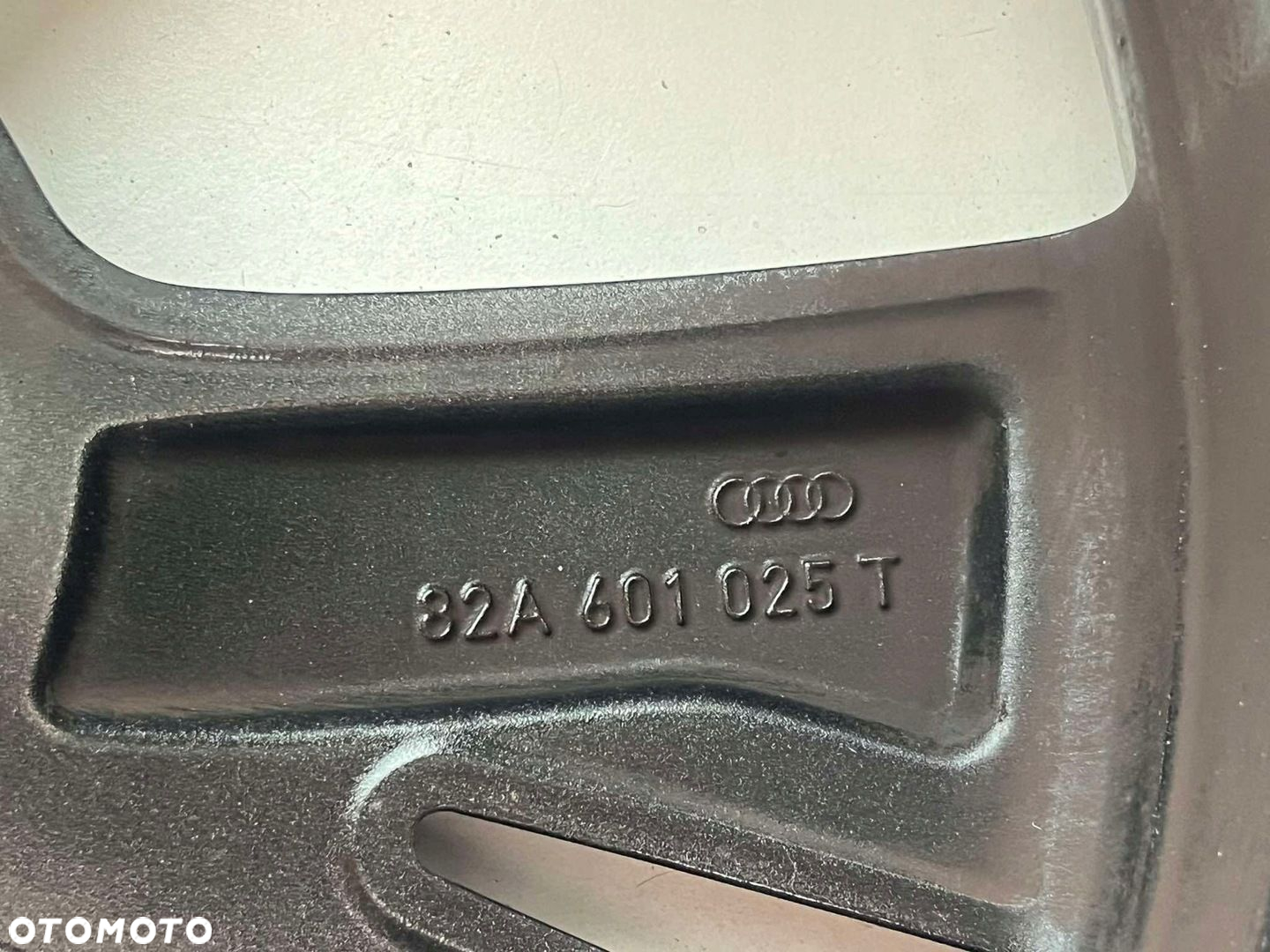 AUDI A1 II 82A GB FELGI 7.5JX18 ET43 5X112 - 8