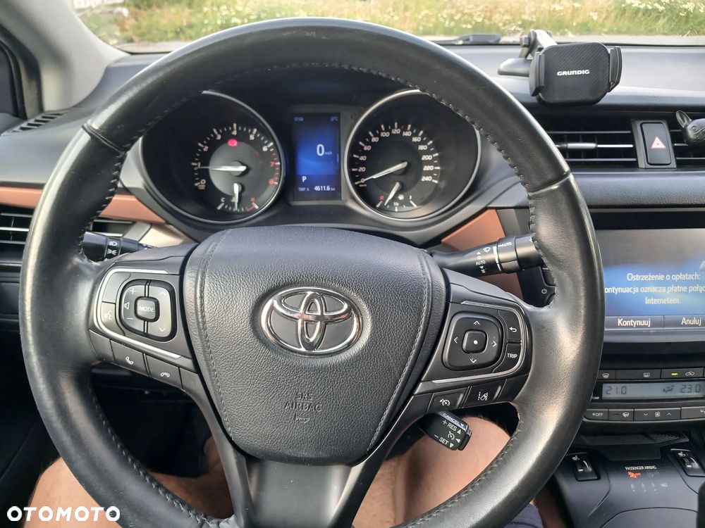 Toyota Avensis 2.0 Premium MS - 8