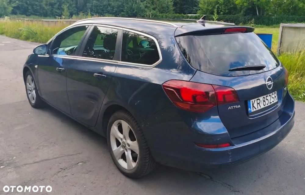 Opel Astra 1.7 CDTI - 4