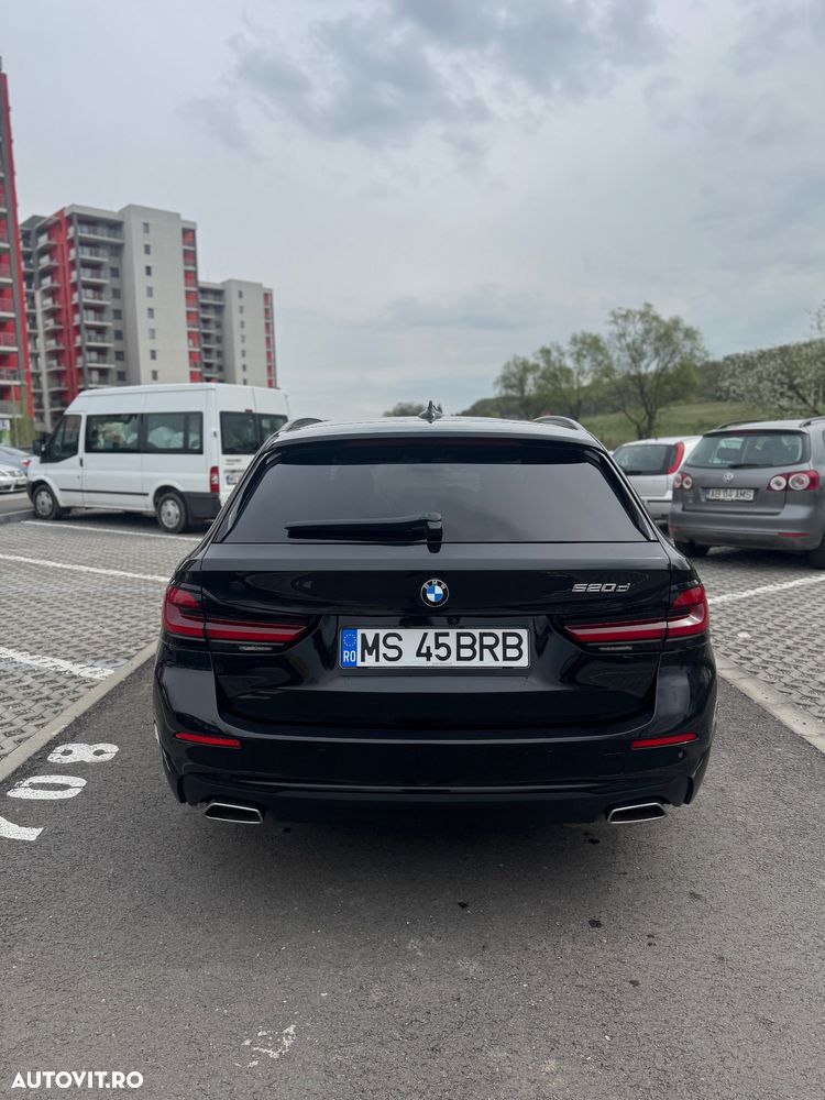 BMW Seria 5 520d AT MHEV - 2