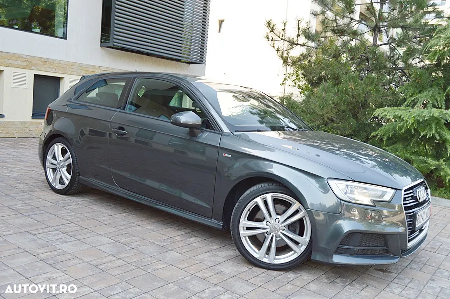 Audi A3 2.0 TFSI Quattro S tronic Sport - 25