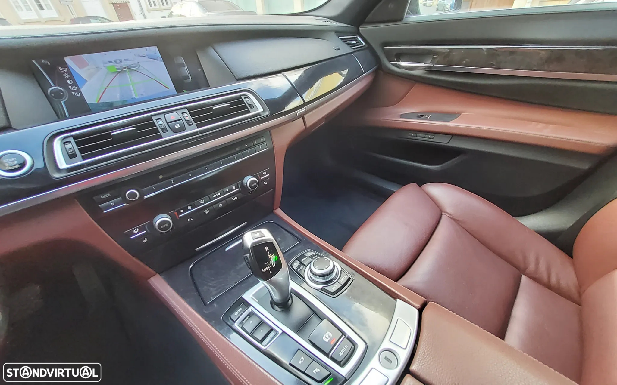 BMW 740 d - 17