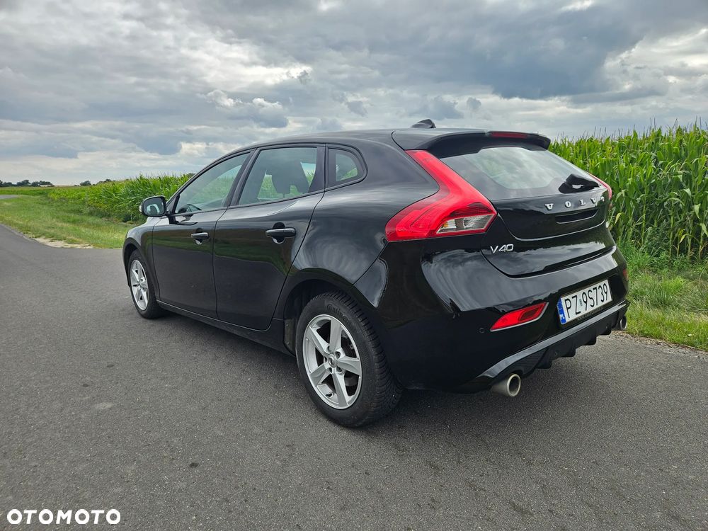 Volvo V40 D2 - 7