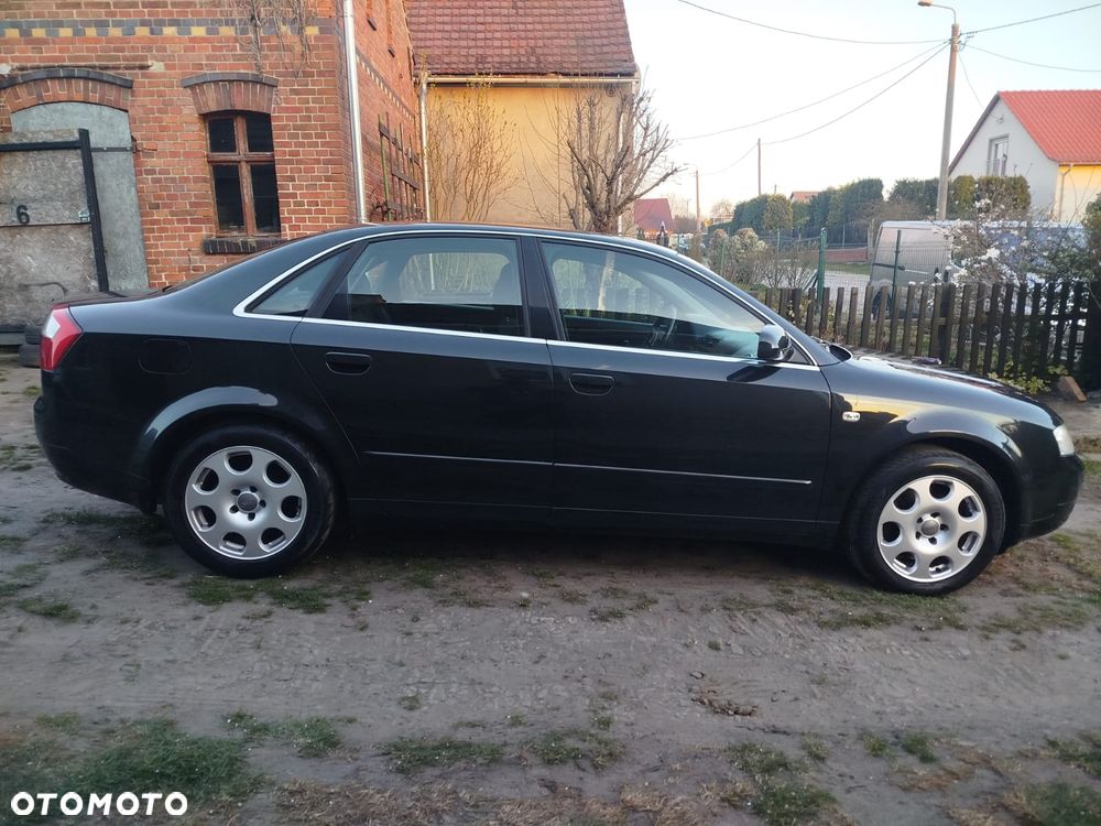 Audi A4 Limousine 1.8 T - 9