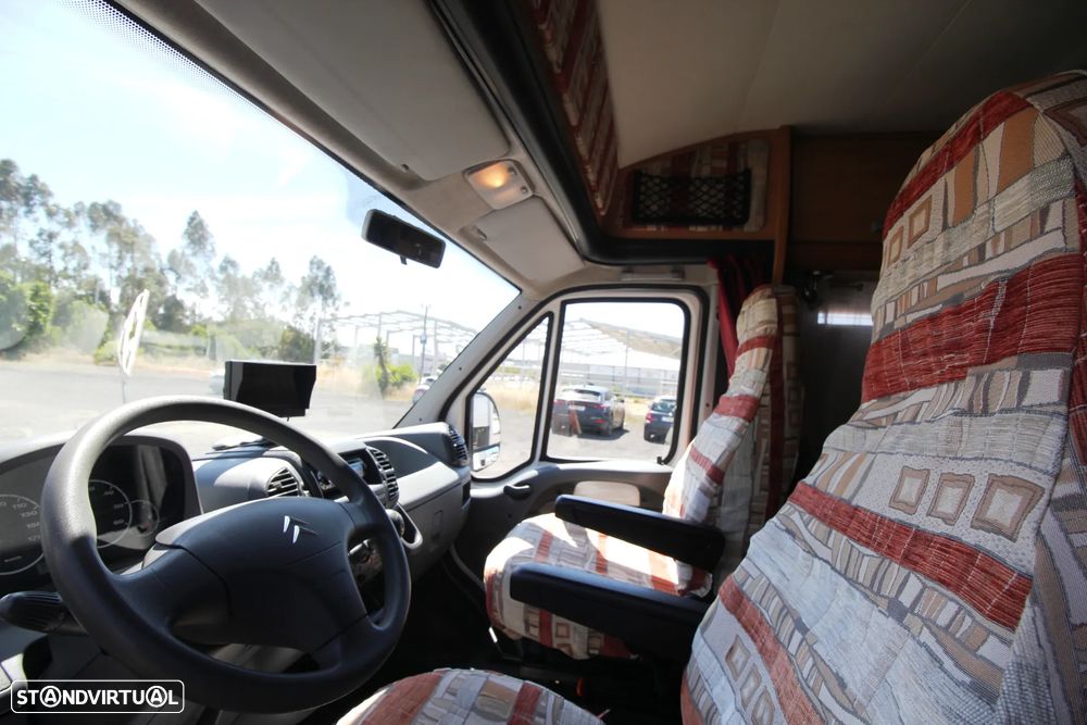 Challenger 311 *Cama Francesa*5 lugares* - 16