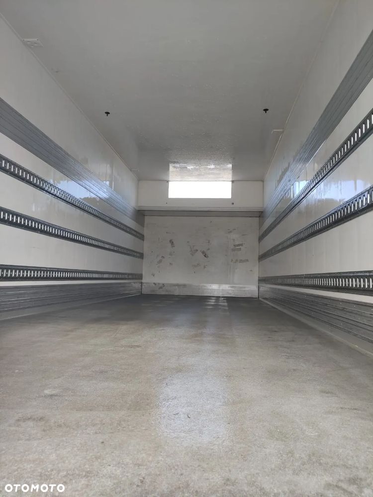 KONTENER CHŁODNIA IZOTERMA 18 PALET PÓŁKA 2019 ROK - 5