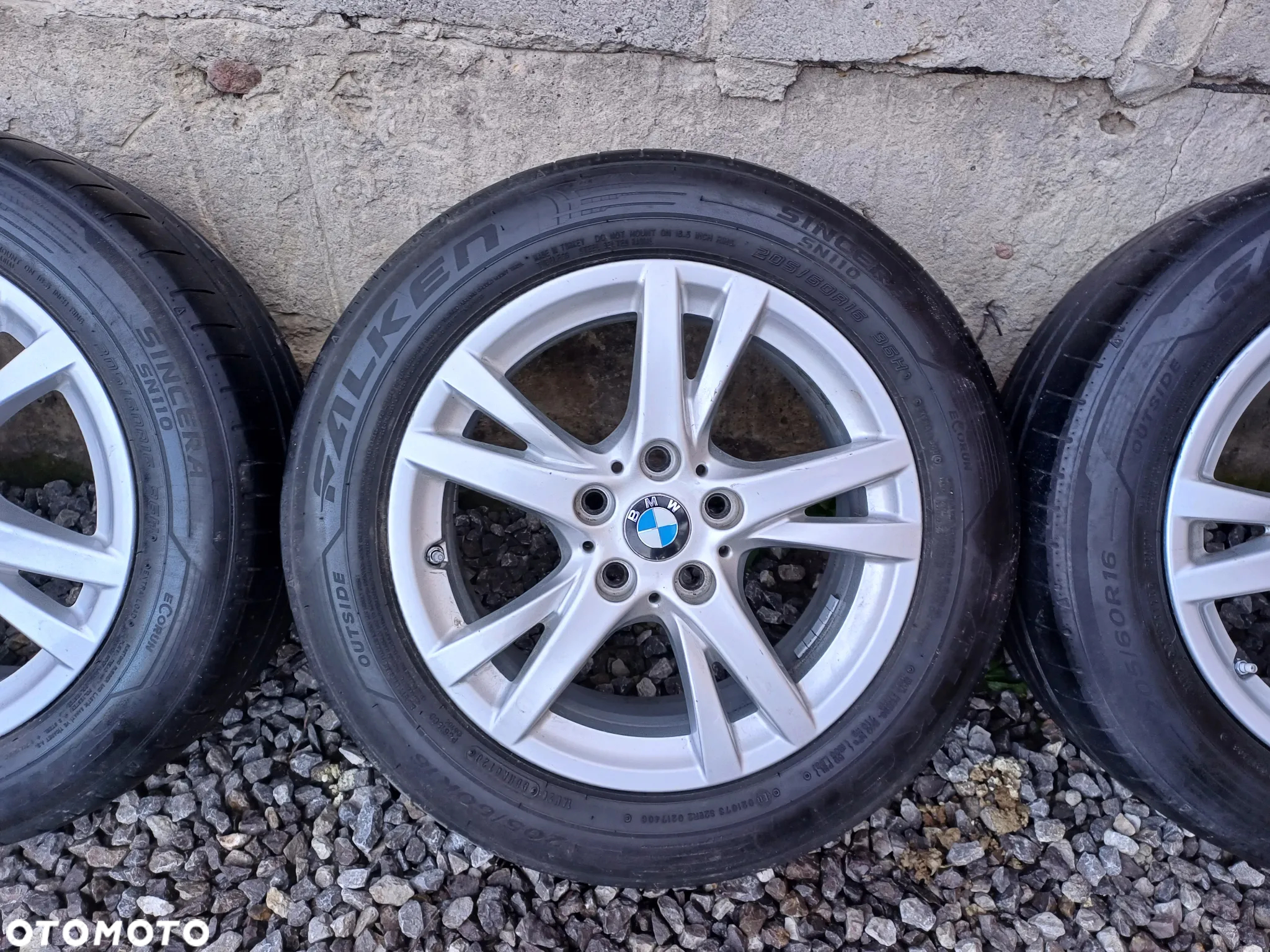 ALUFELGI 6874641 BMW 5X112 205/60/16 ET52 OTWÓR CENTRUJĄCY 66.5MM - 6