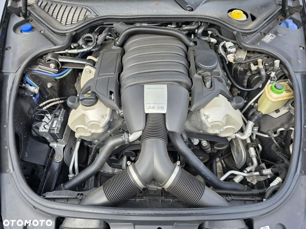 Porsche Panamera 4 PDK - 17