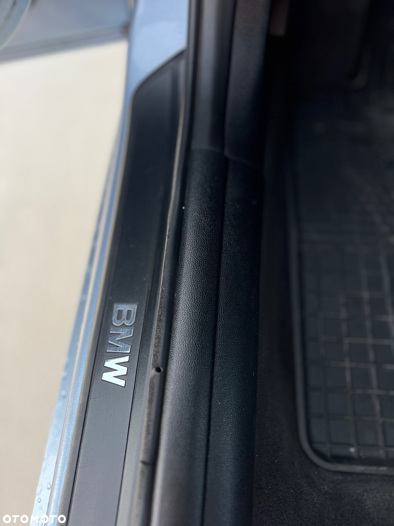 BMW Seria 3 318i - 10