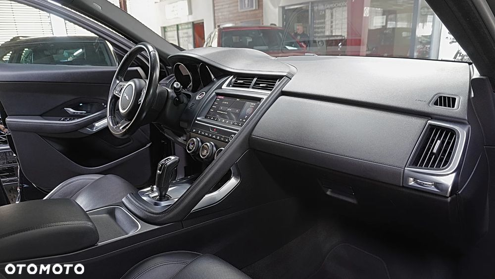 Jaguar E-Pace 2.0 P200 mHEV AWD R-Dynamic S - 15