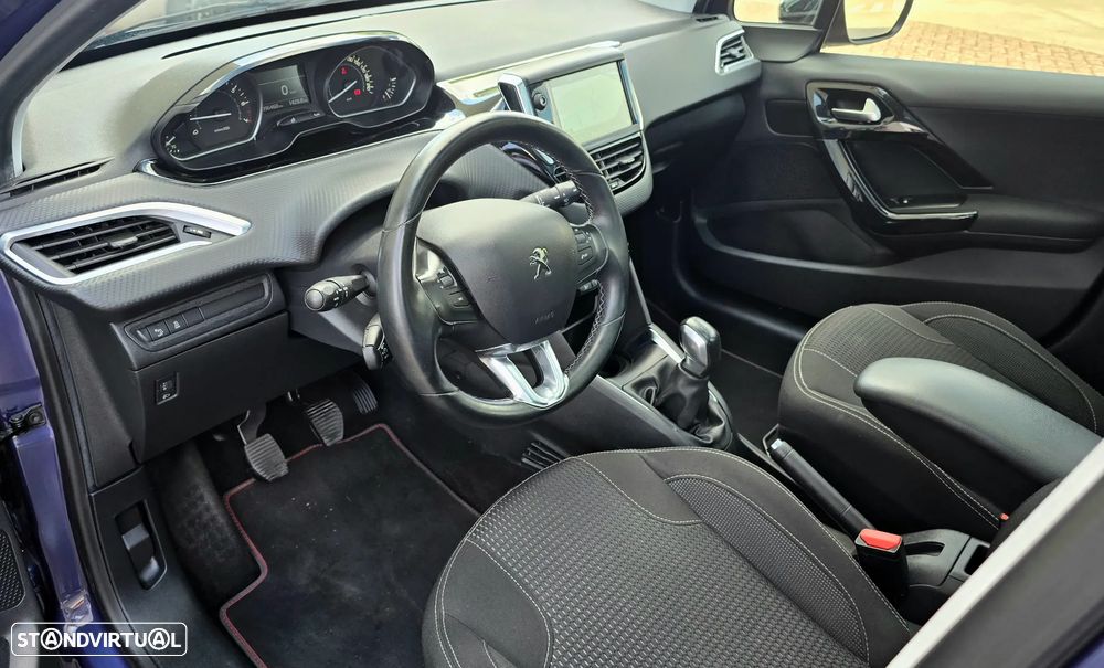 Peugeot 208 PureTech 82 Allure - 9