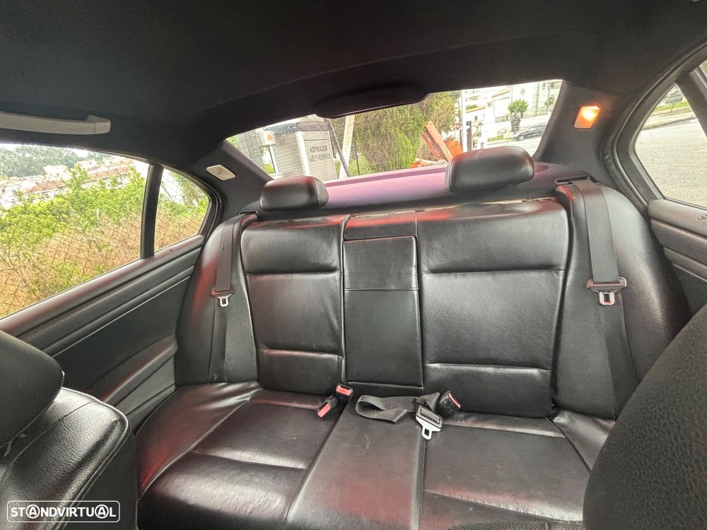 BMW 318 d - 5