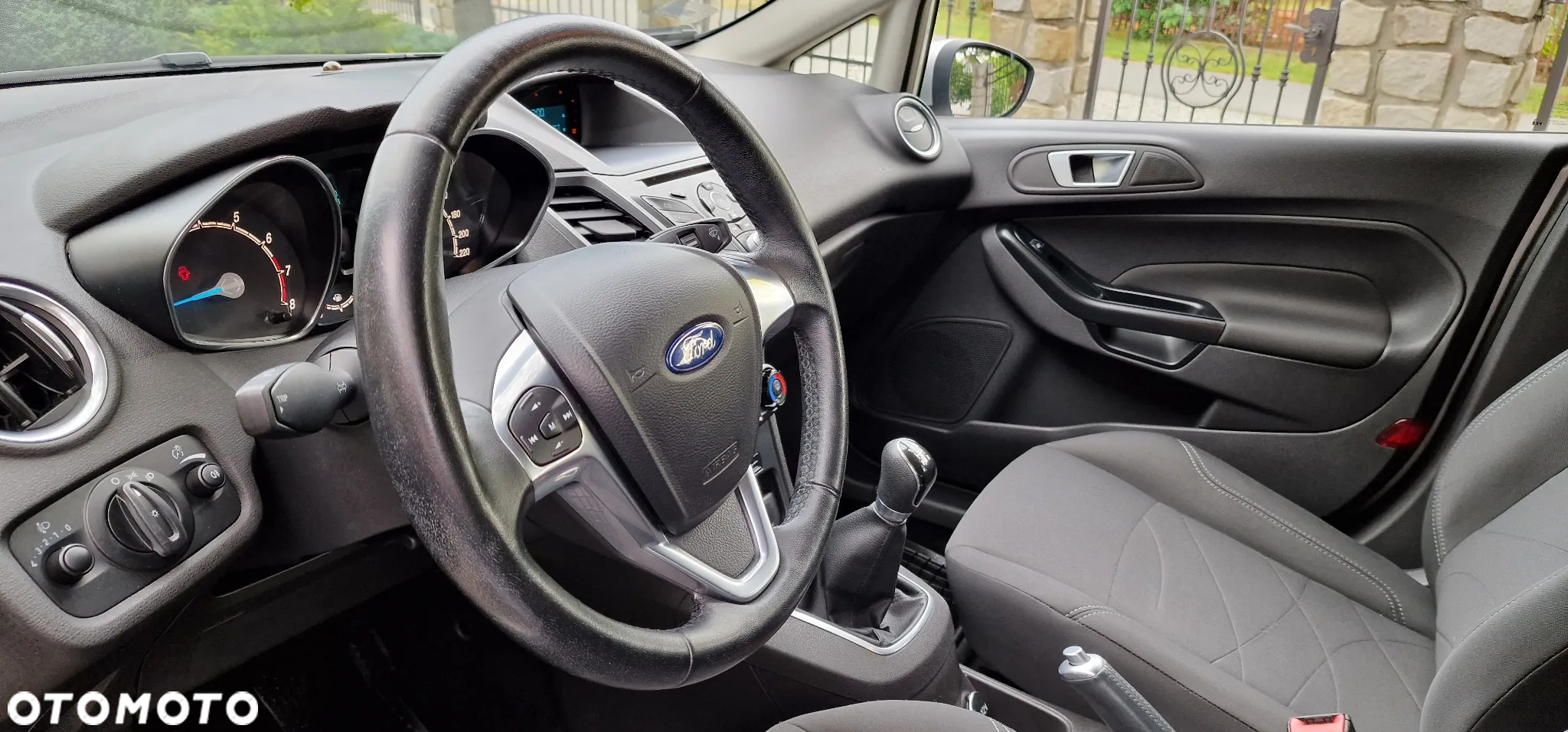 Ford Fiesta 1.25 Ambiente - 11