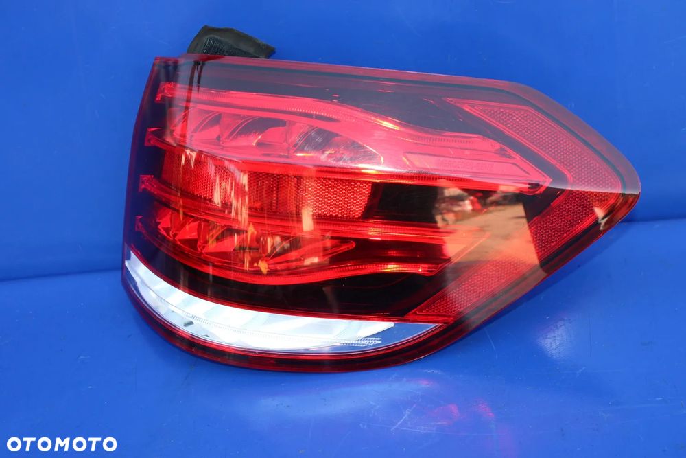 Lampa tylna prawa tył prawy z błotnika Mercedes W212 Lift Kombi A2129061803 - 4