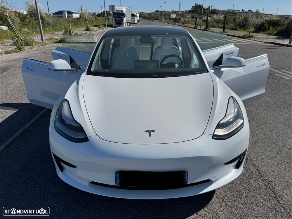 Tesla Model 3 Standard Range Plus RWD - 1