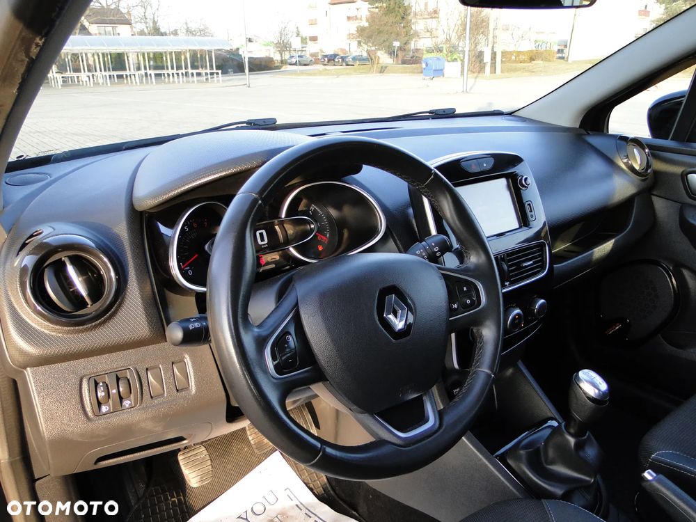 Renault Clio 1.2 16V 75 LIMITED 2018 - 15