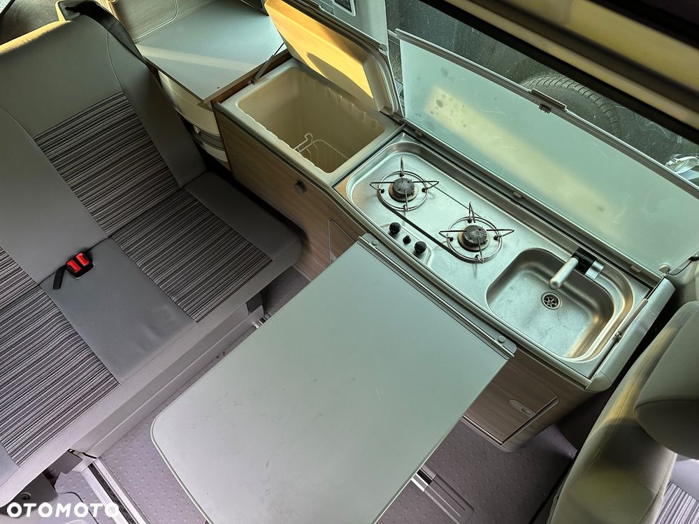 Volkswagen California - 17