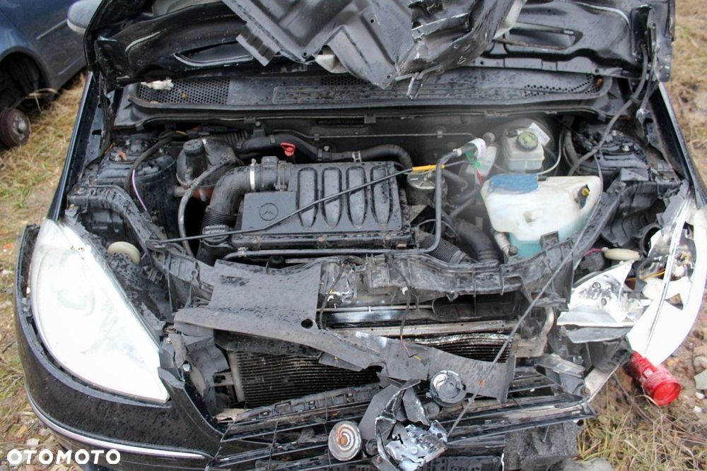 Mercedes A-Klasa W169 2007 2.0CDI 640940 HB3D (MASKA, ZDERZAK, LAMPA, BŁOTNIK, DRZWI, SZYBA, FOTEL) - 7