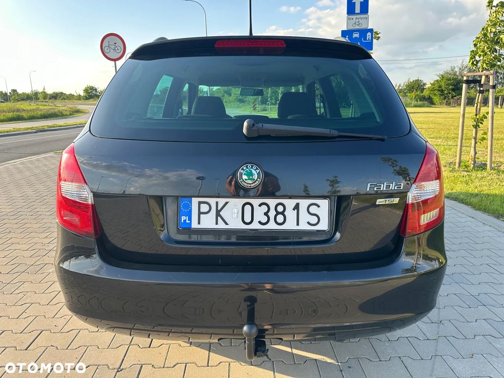 Skoda Fabia - 10