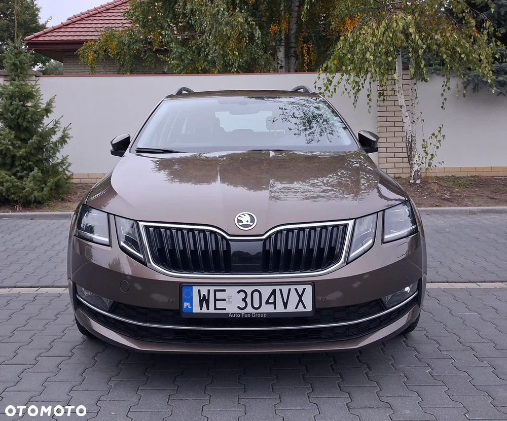Skoda Octavia 1.6 TDI SCR Style DSG - 2