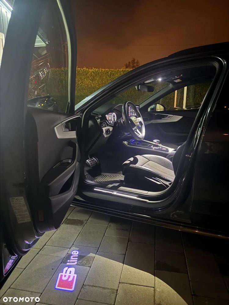 Audi A4 Avant 40 TDI quattro S tronic S line - 21