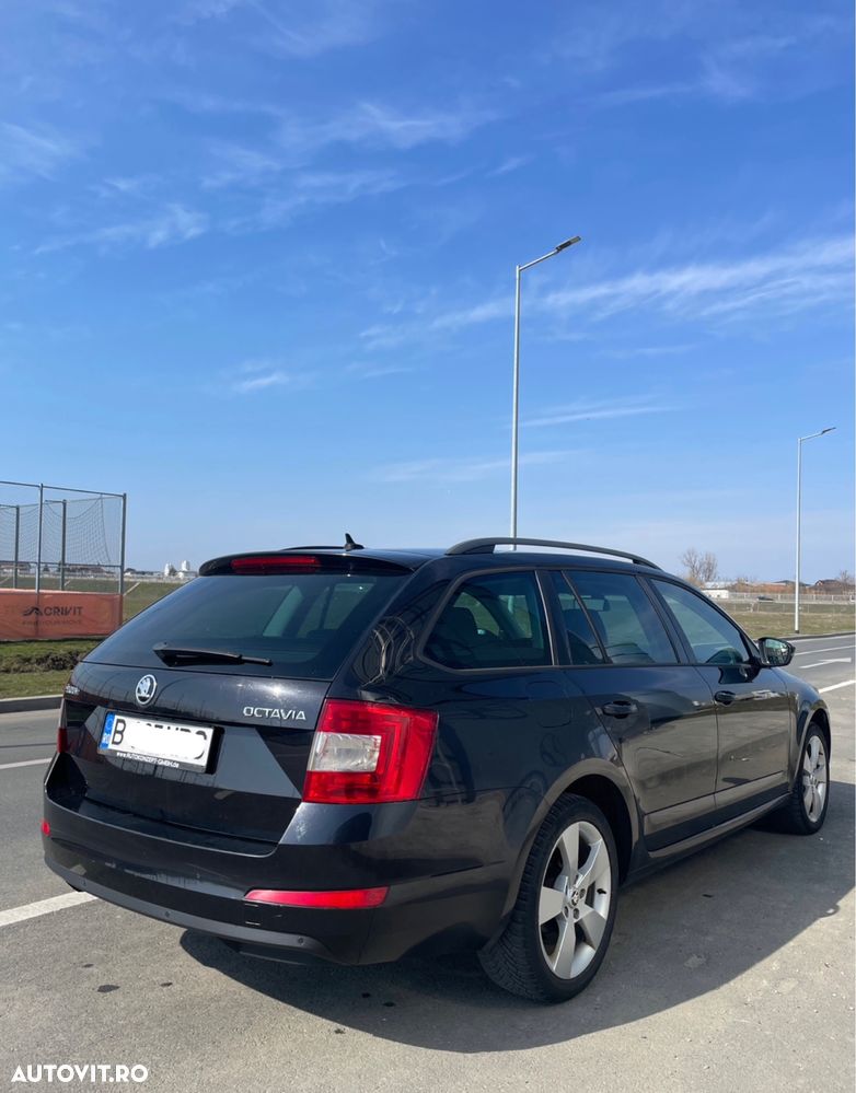 Skoda Octavia 1.6 TDI DSG Ambition - 10