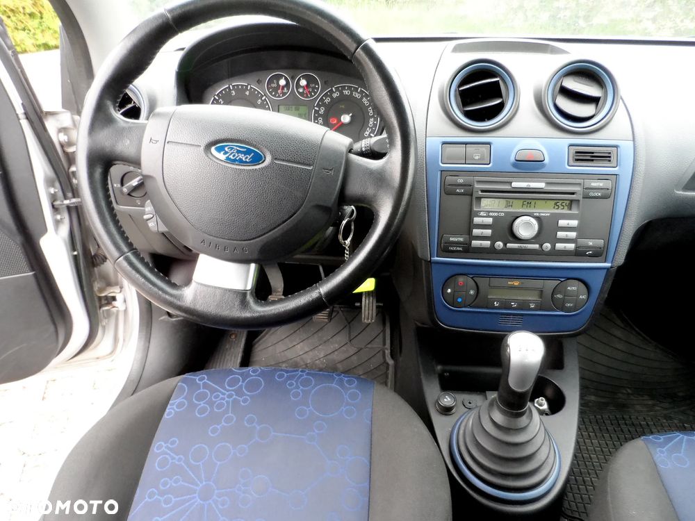 Ford Fiesta 1.4 Ambiente - 15