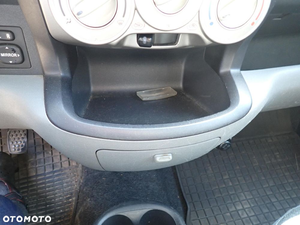 CZĘŚCI - Daihatsu Sirion II M300 1,0 69KM 1KR-FE HB 5D LIFT lakier S28 2008r. INDEX - 10094 - 11