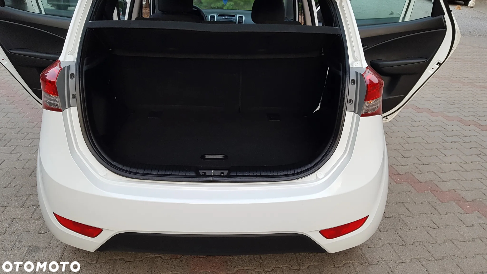 Hyundai ix20 1.4 Comfort - 17