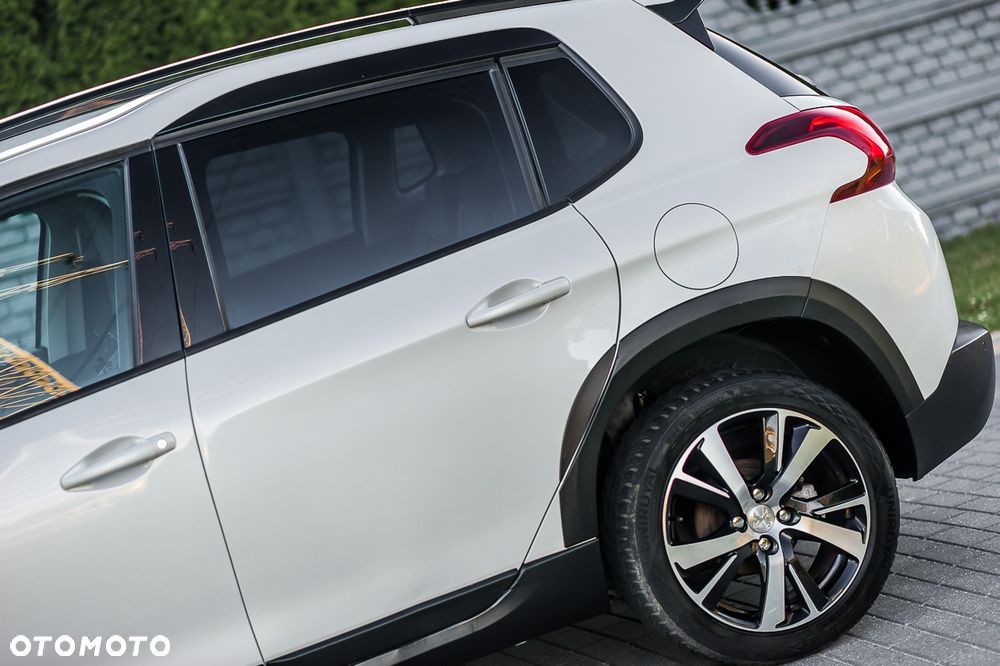 Peugeot 2008 BlueHDi FAP 120 STOP & START GT-Line Edition - 35