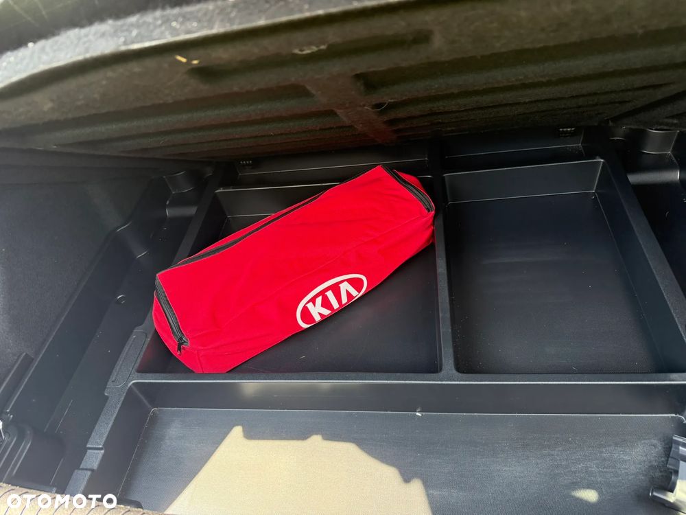 Kia Ceed 1.6 GDI Edition 7 - 33