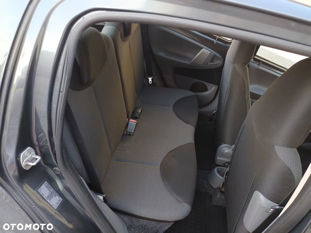 Toyota Aygo Black - 11