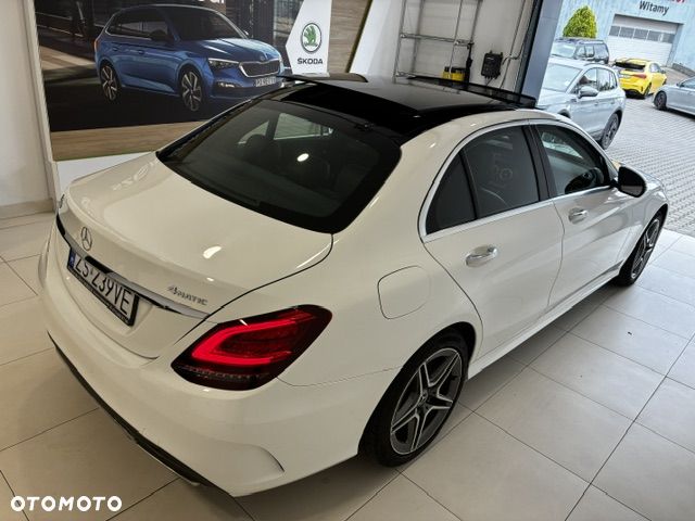 Mercedes-Benz Klasa C 300 4Matic 9G-TRONIC AMG Line - 11