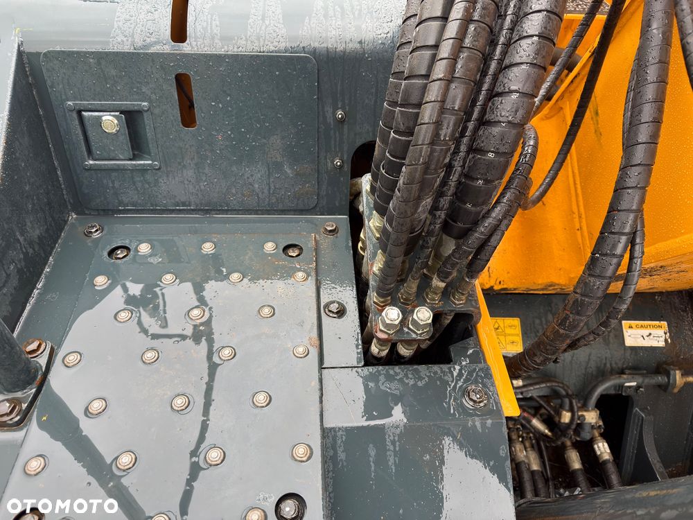 Hyundai HX 235 LCR - 10