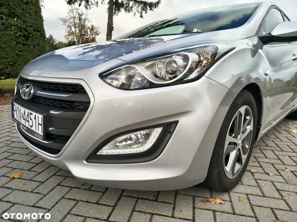 Hyundai i30 blue 1.6 GDI YES Silver - 10