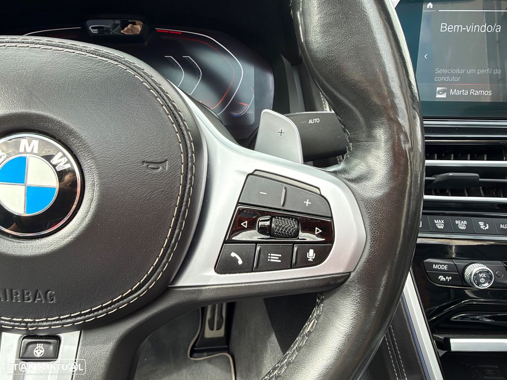 BMW 840 d xDrive Pack M - 37