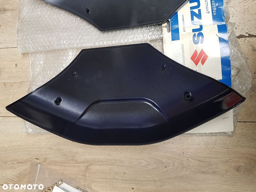 Nakładki na kufry boczne Suzuki V-Strom 990D0-06GCC-YBA - 9