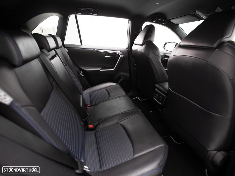 Toyota RAV4 2.5 HDF Square Collection - 11