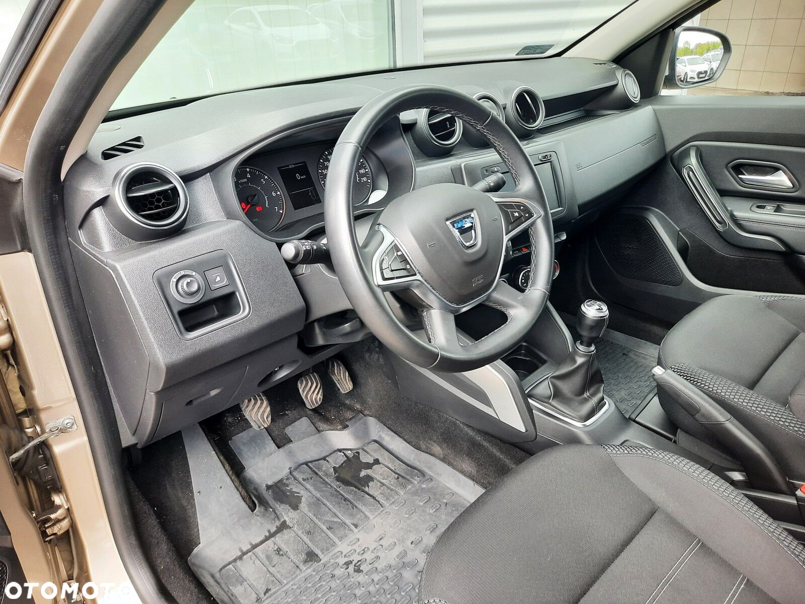 Dacia Duster 1.3 TCe FAP Prestige - 9