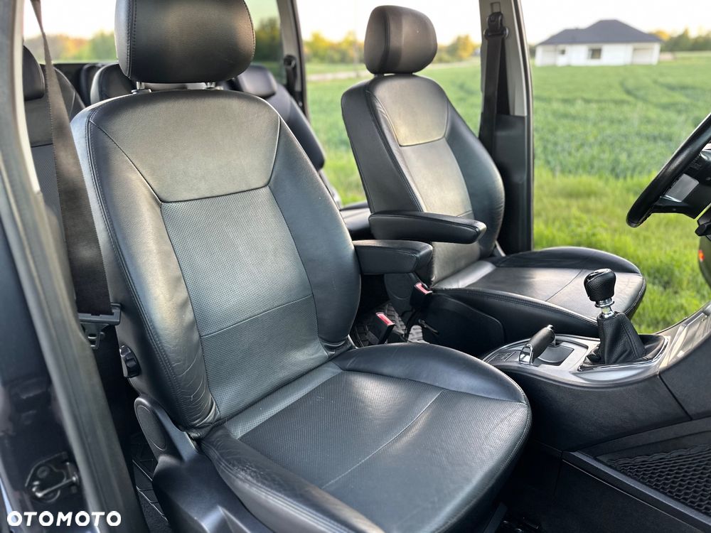 Ford Galaxy - 19
