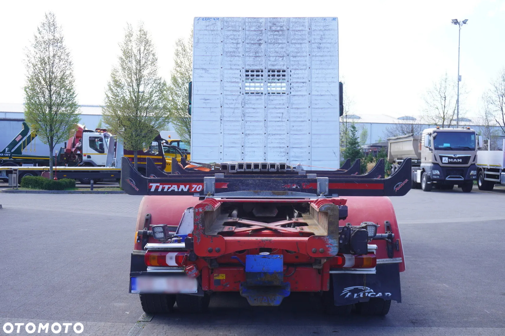 Mercedes-Benz Arocs 3563 8×4 / 630 KM / oś skrętna / Zabudowa z kłonicami - 7