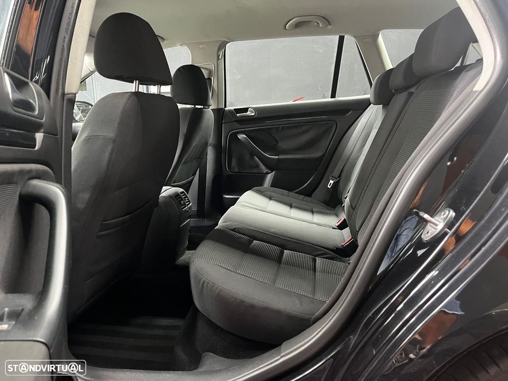 VW Golf Variant 1.6 TDi Trendline - 16