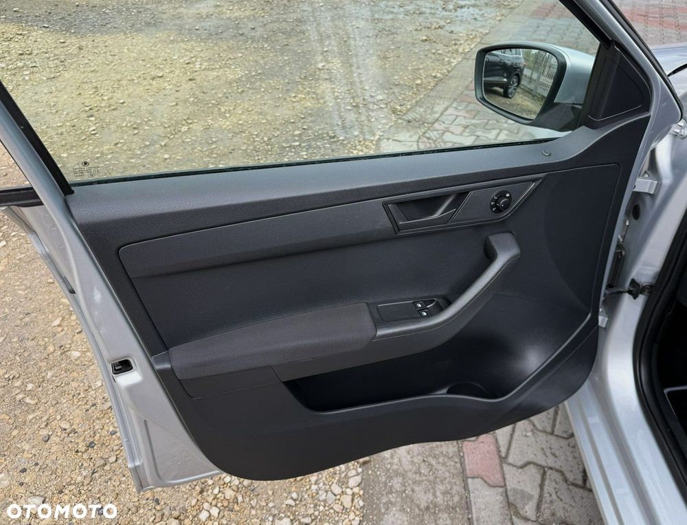 Skoda Fabia 1.0 MPI Cool Plus - 15