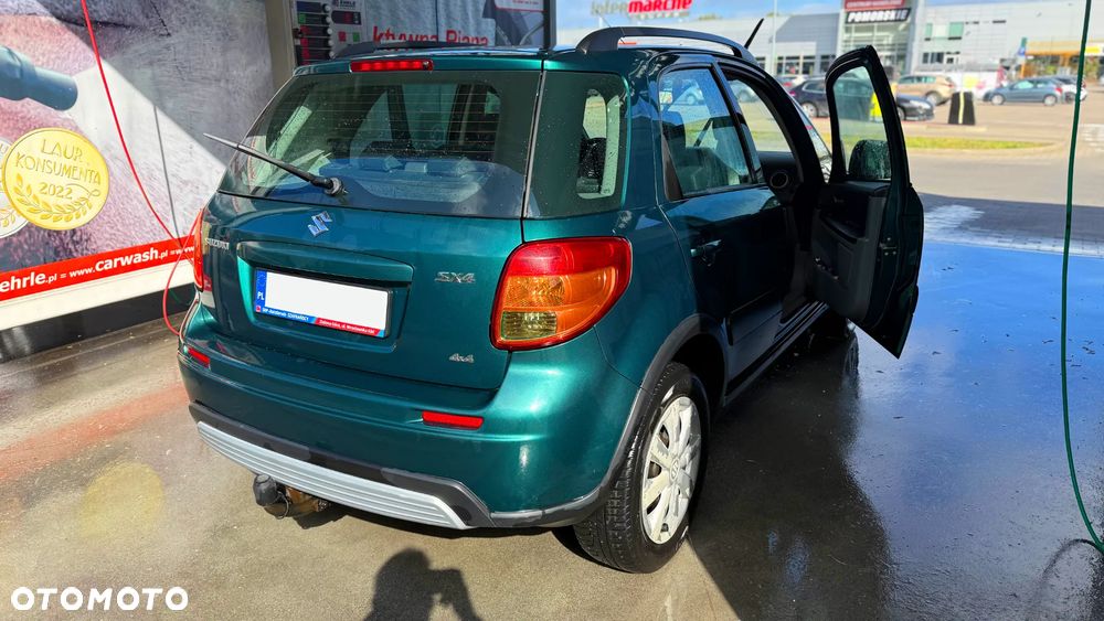 Suzuki SX4 - 4