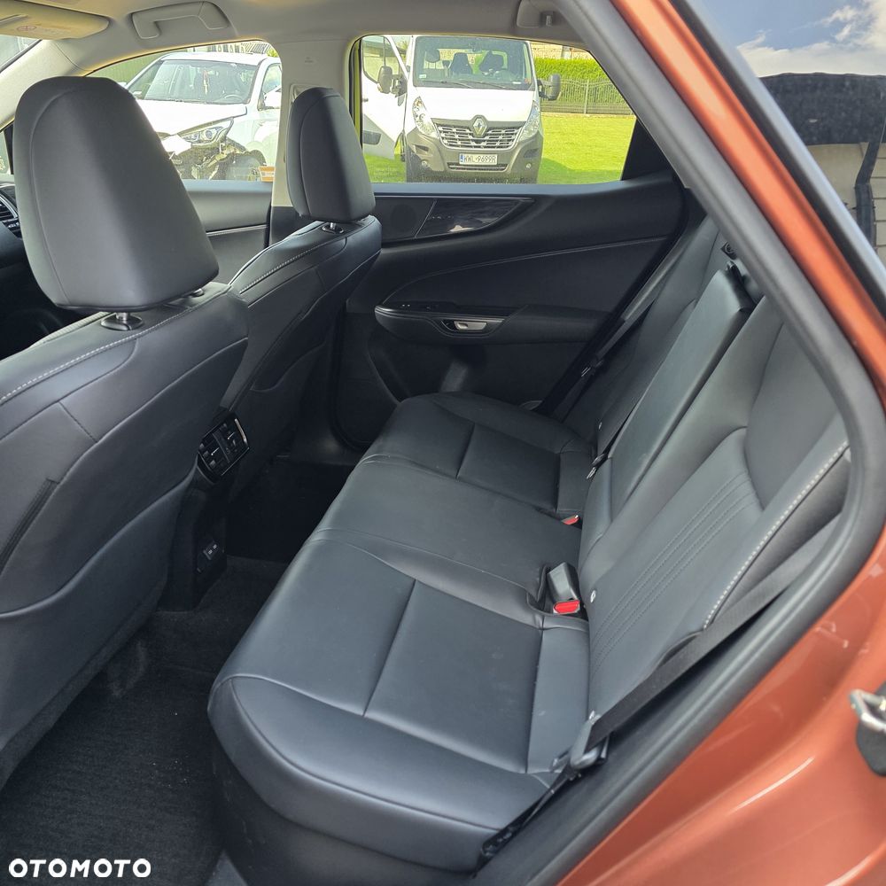 Lexus NX 350h Prestige AWD - 6